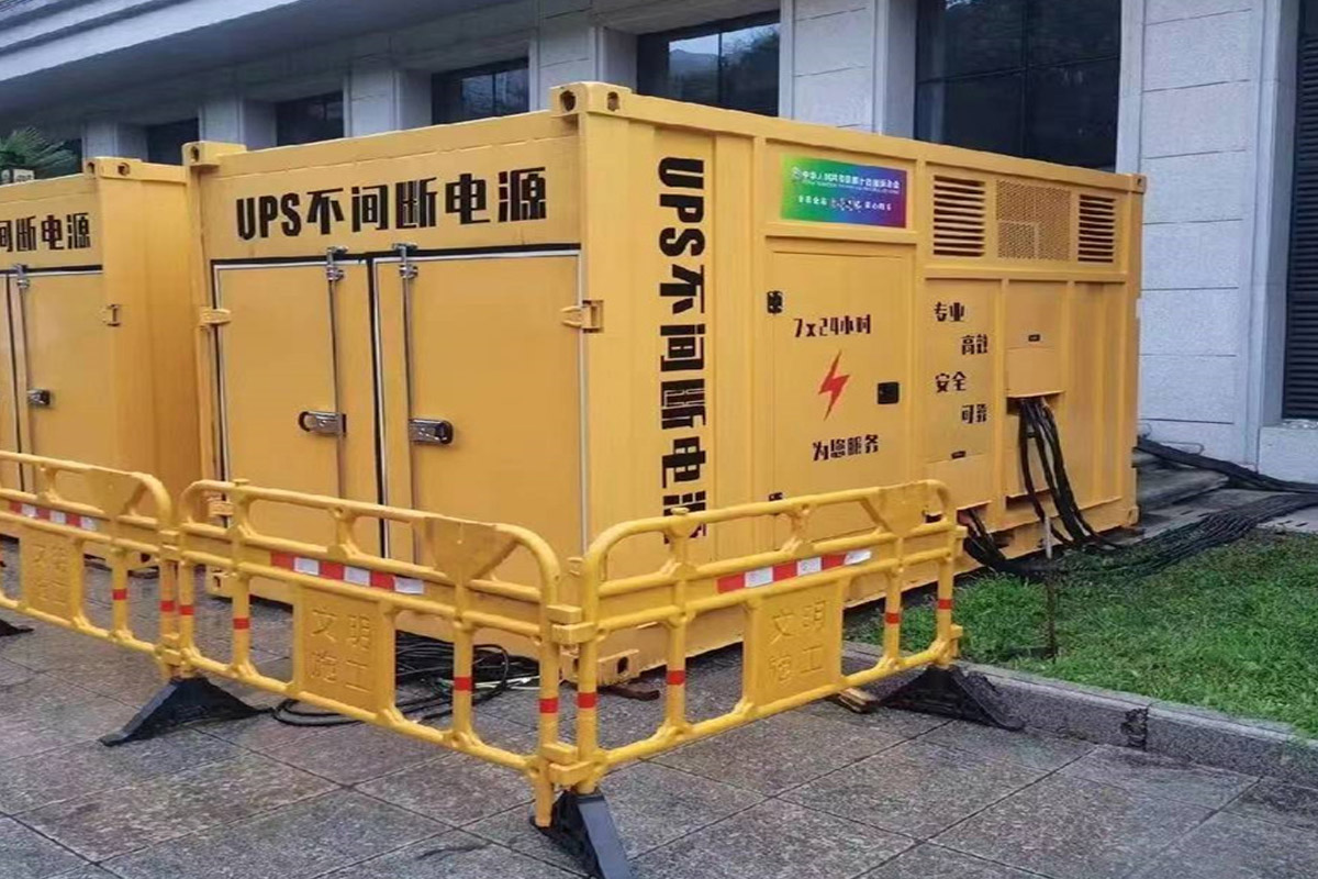 辉南发电机租赁施工现场